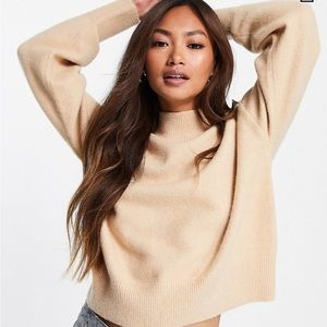 NWT & Other Stories Mock Neck Sweater in Beige size XS